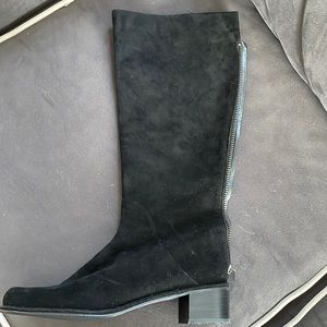 NWOT Stuart Weitzman Black Suede Boots